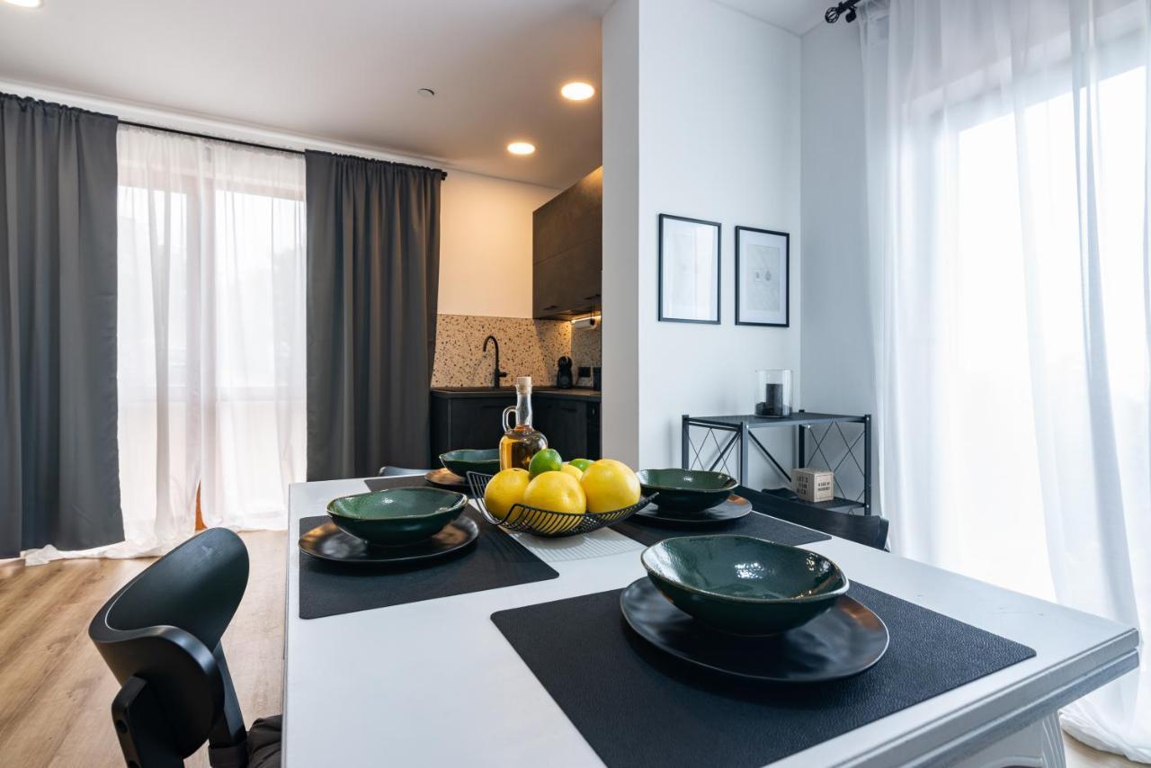 Apartman Laura 里耶卡 外观 照片
