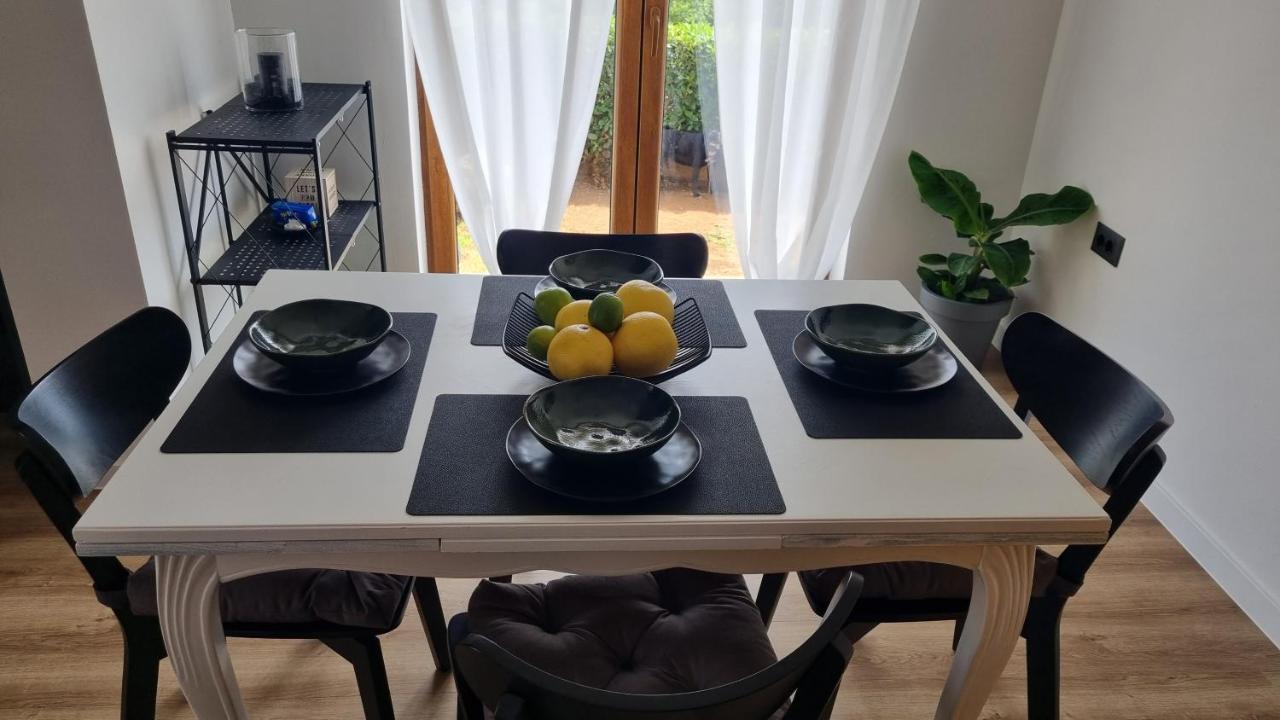 Apartman Laura 里耶卡 外观 照片